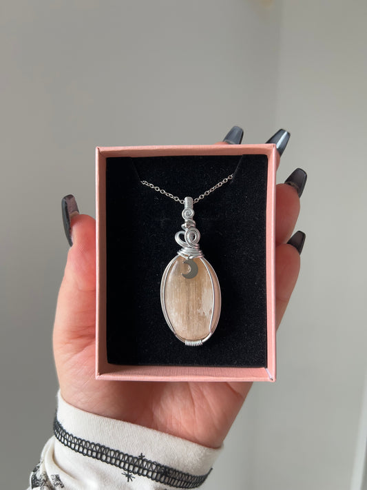 Collana in Selenite arancione🌙