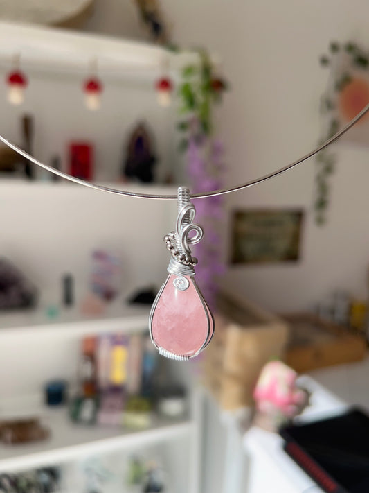 Girocollo in Quarzo rosa🌸