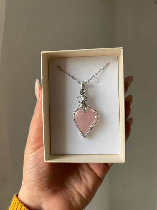 Collana “m-amo/non-amo”🌸